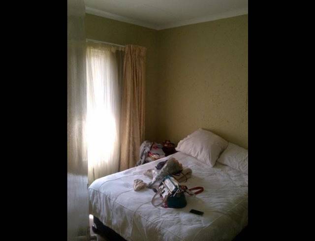 1 BEDROOM PROPERTY TO RENT IN MONTGOMERY PARK